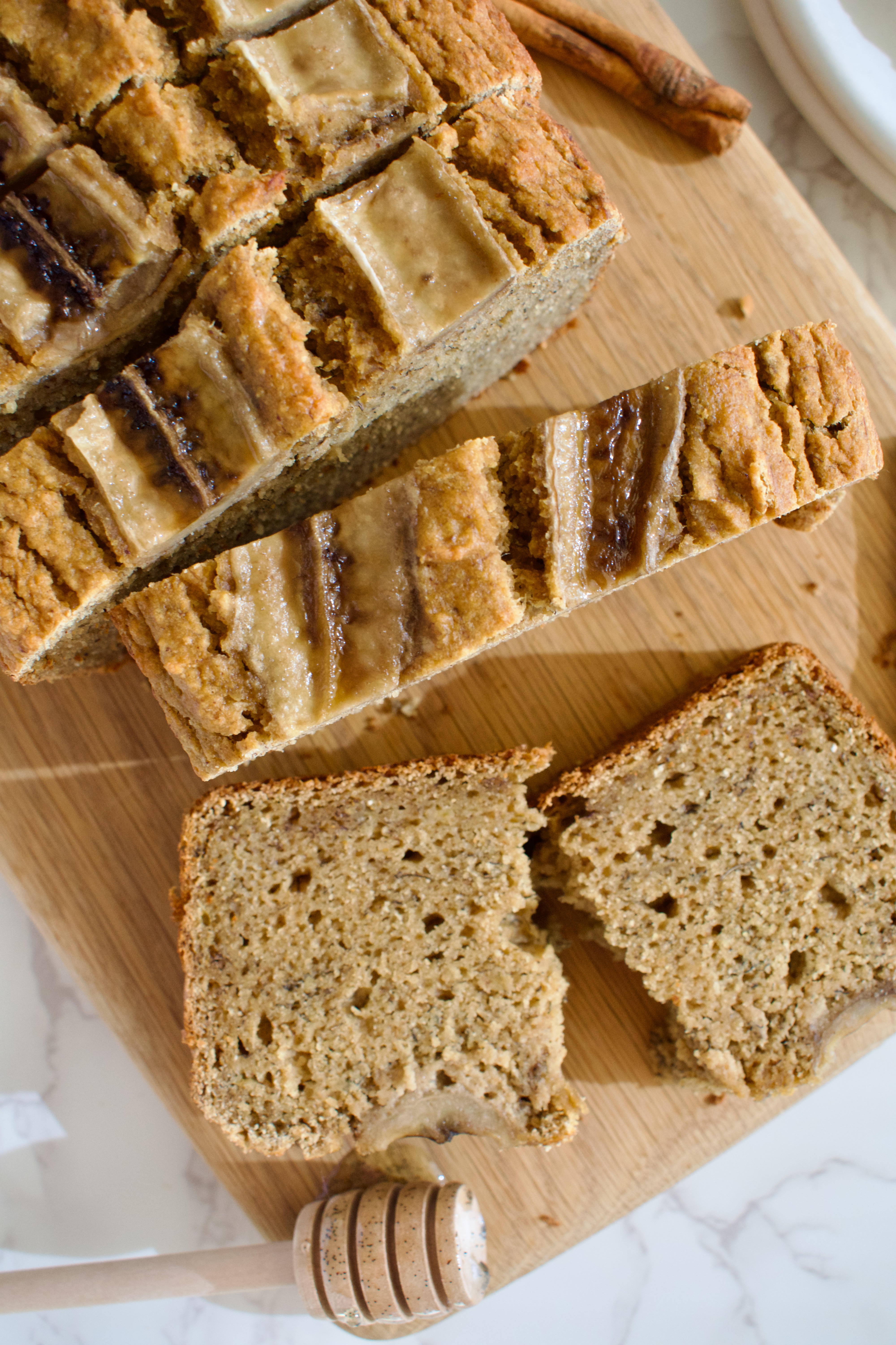 healthy gluten free and paleo banana bread