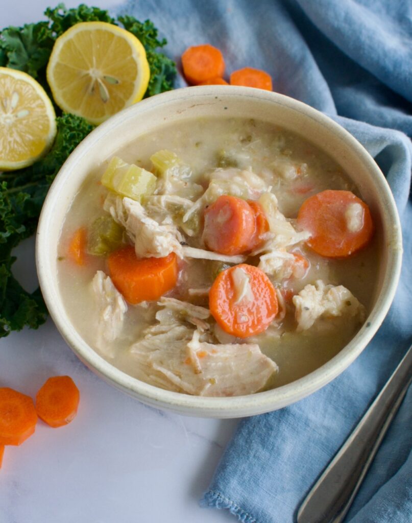 instant pot chicken and white bean soup