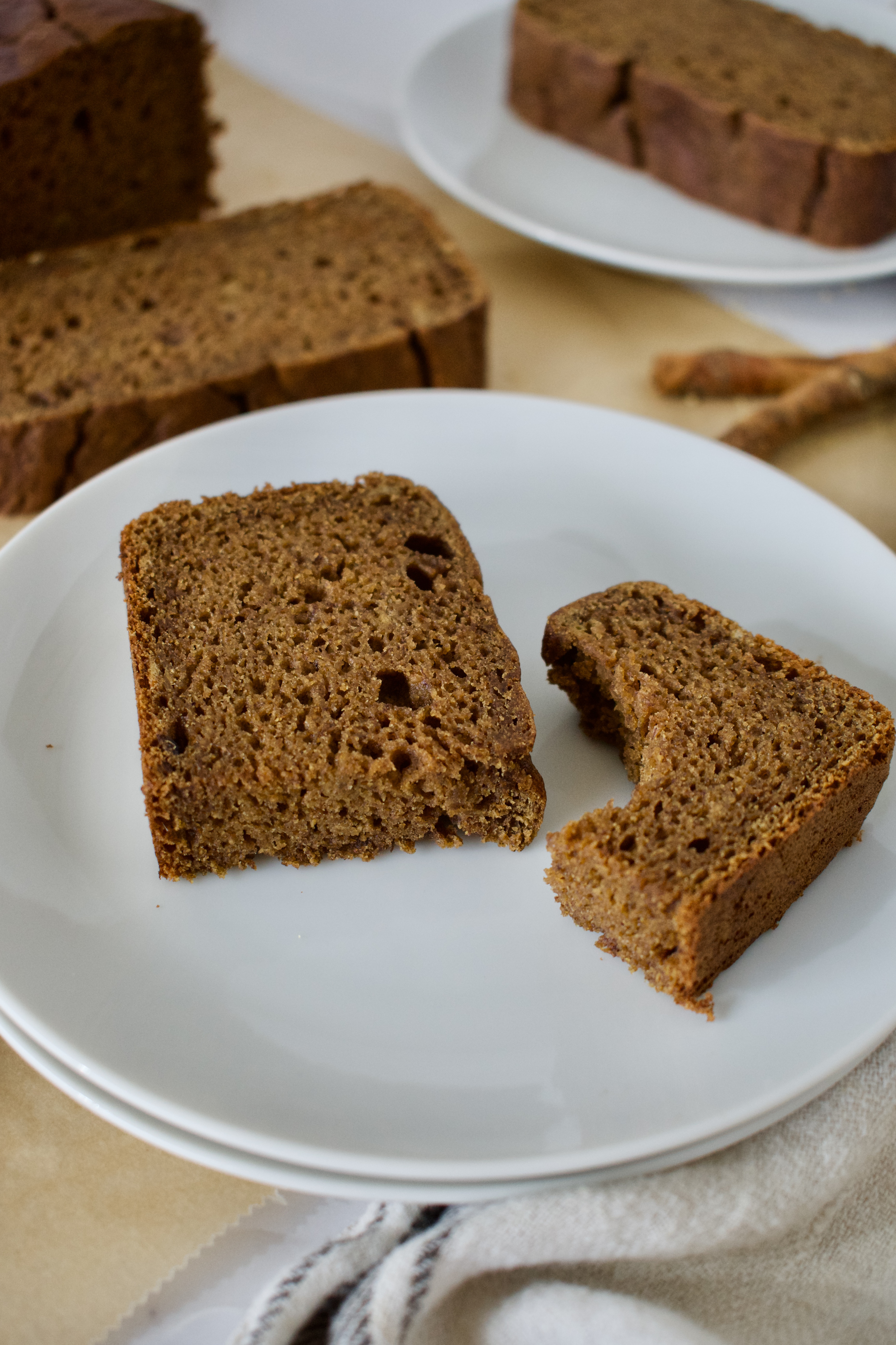 gluten free and dairy free paleo gingerbread banana bread