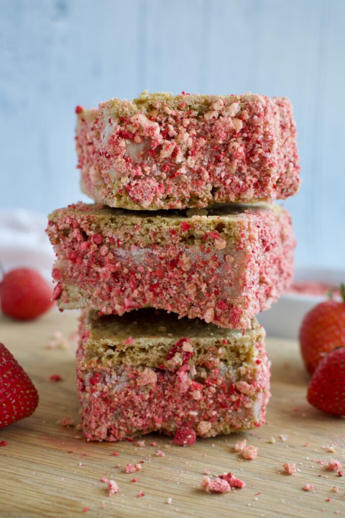 healthy strawberry shortcake ice cream sandwich