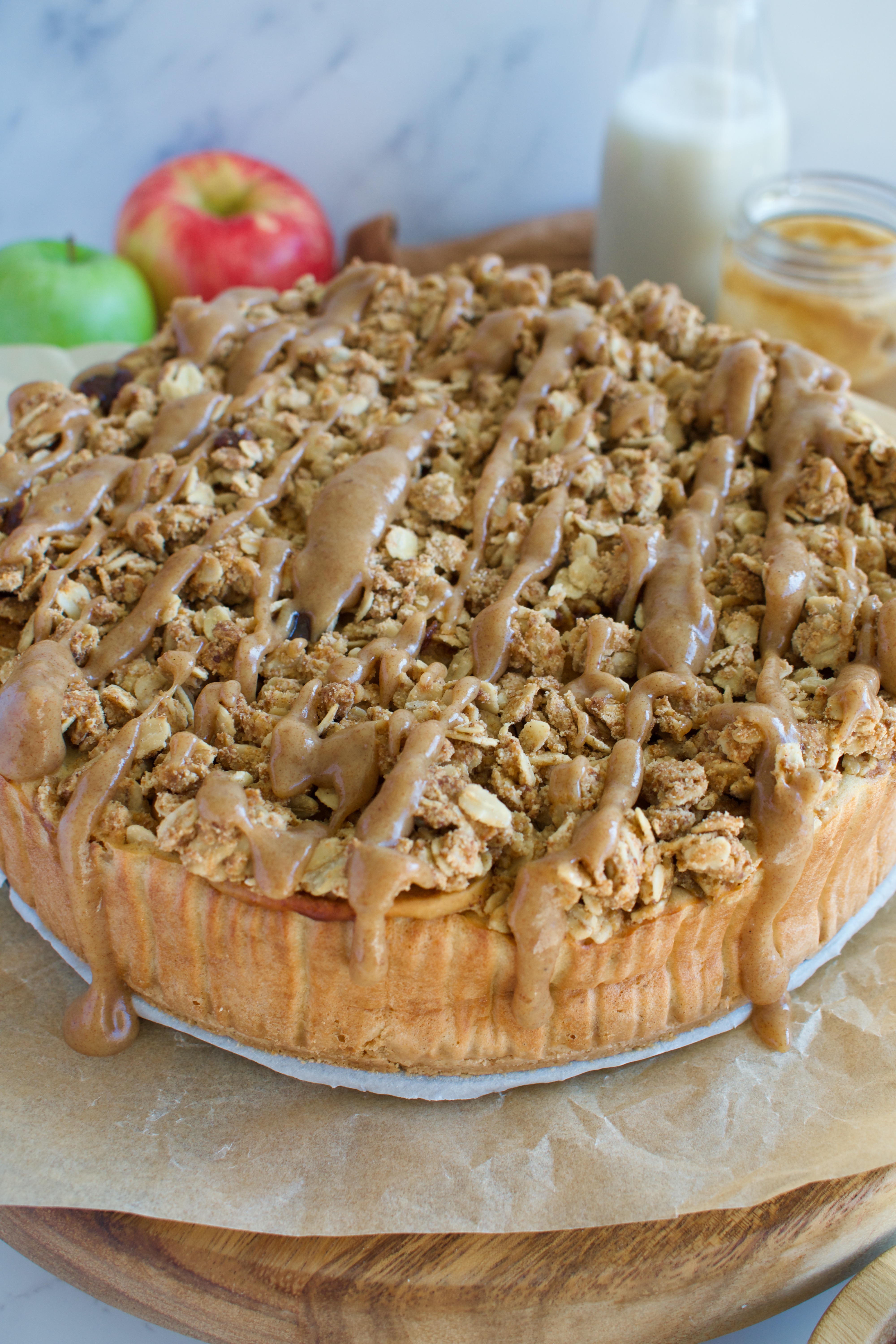 gluten free and dairy free caramel apple crumble cheesecake