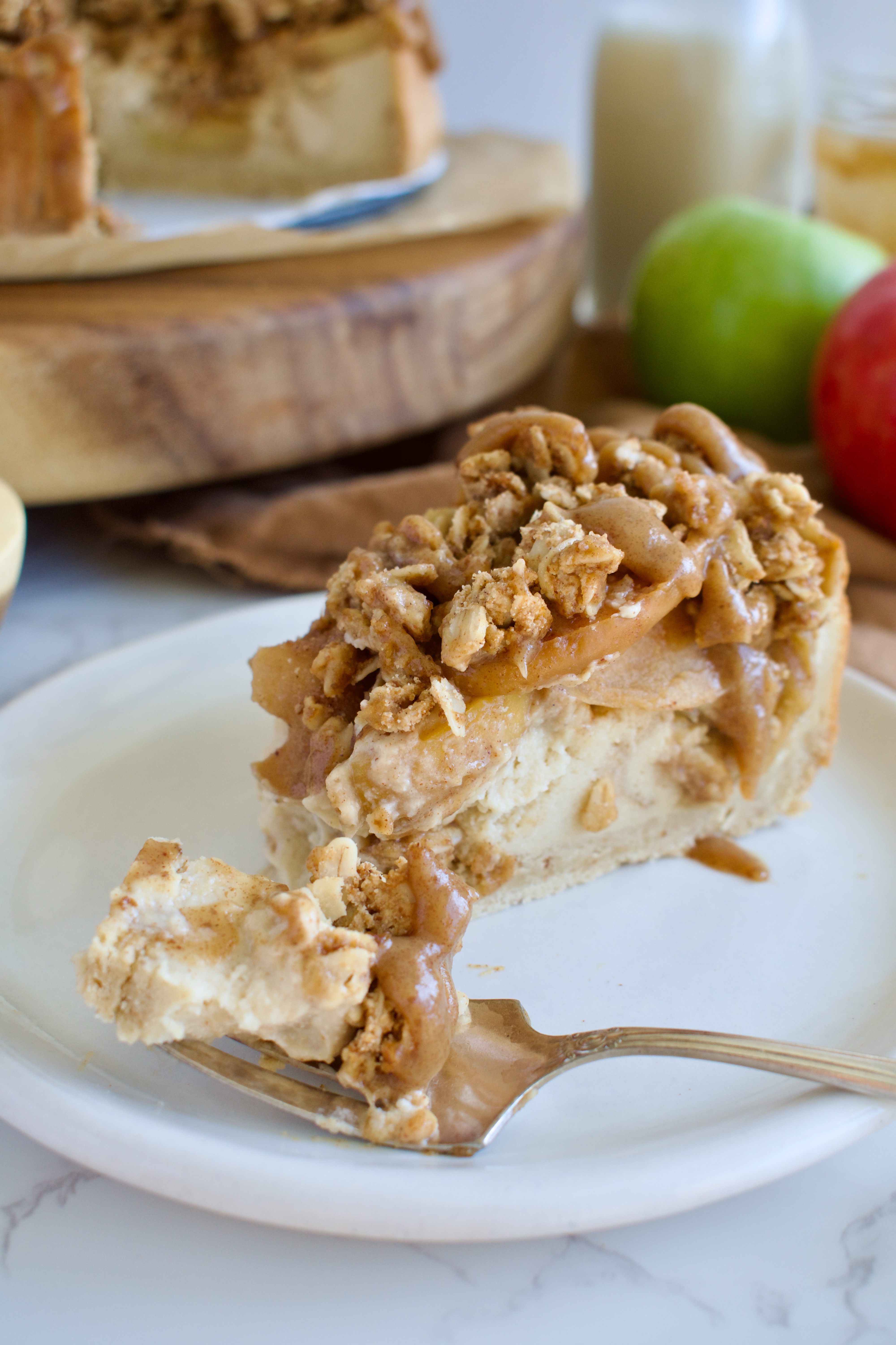 gluten free and dairy free caramel apple crumble cheesecake