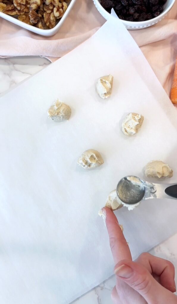 how to make dairy free stuffed carrot cake cookies