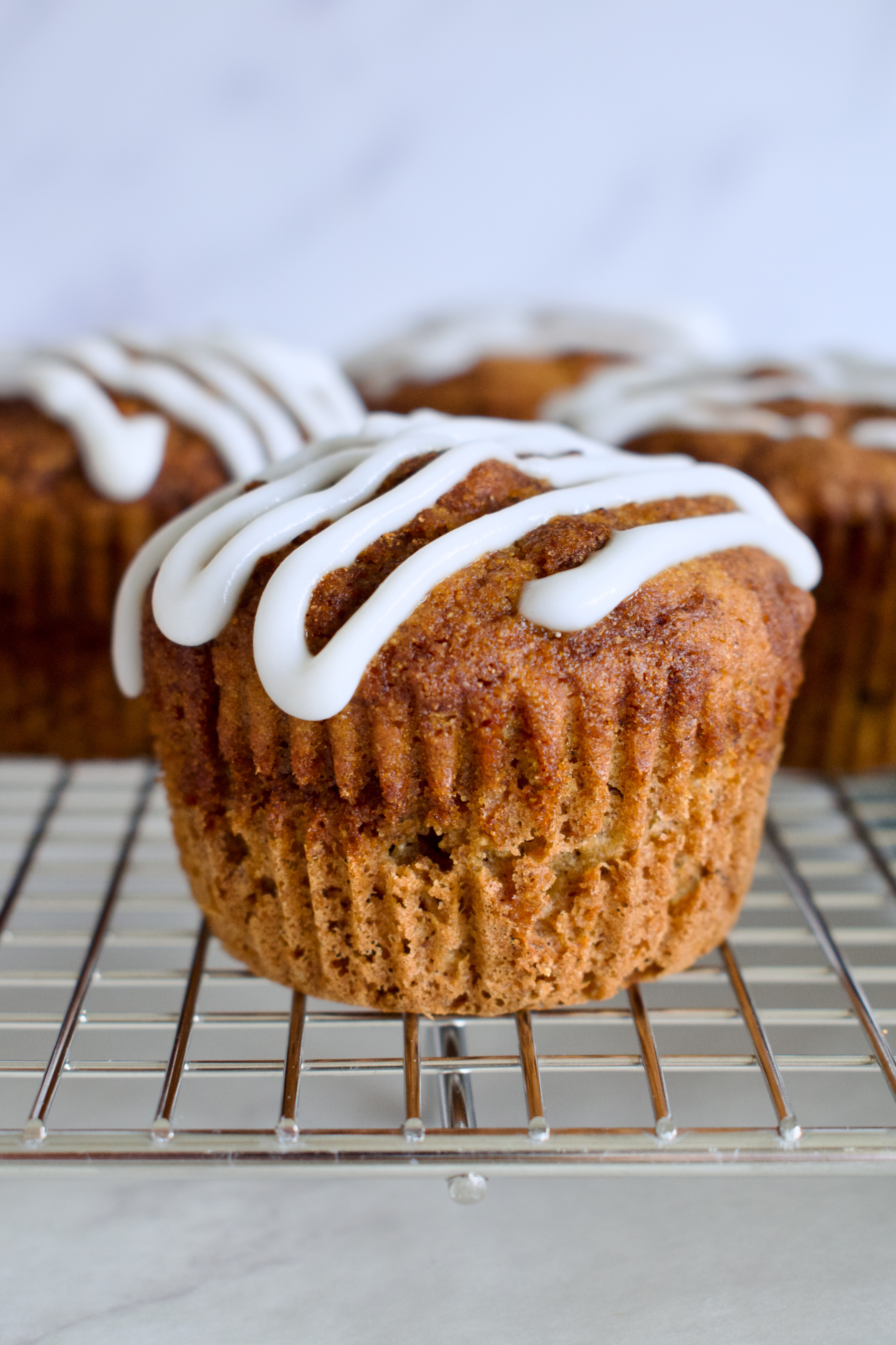 healthy paleo cinnamon roll muffins