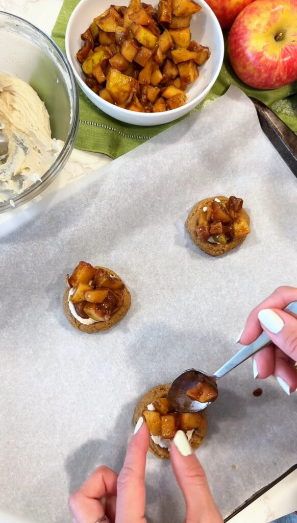 how to make dairy free apple cheesecake cookies