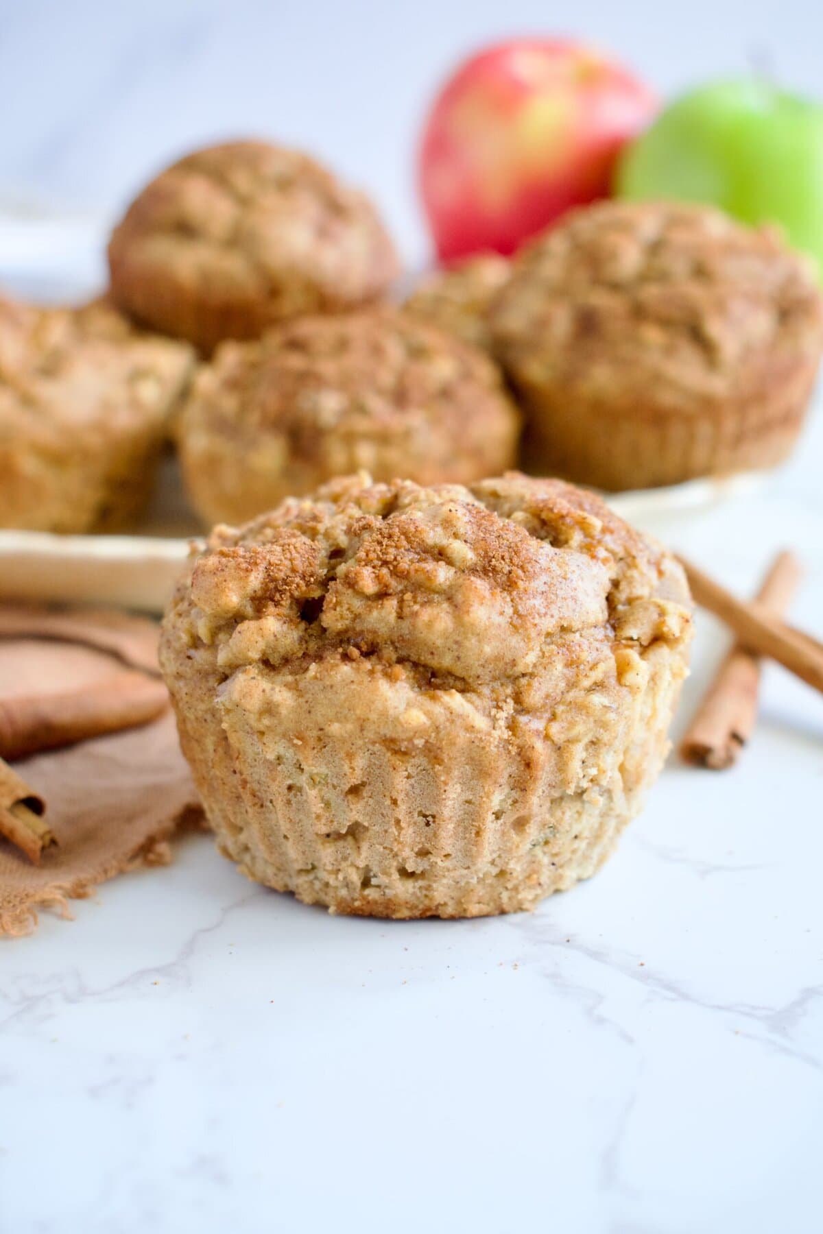 healthy apple muffins