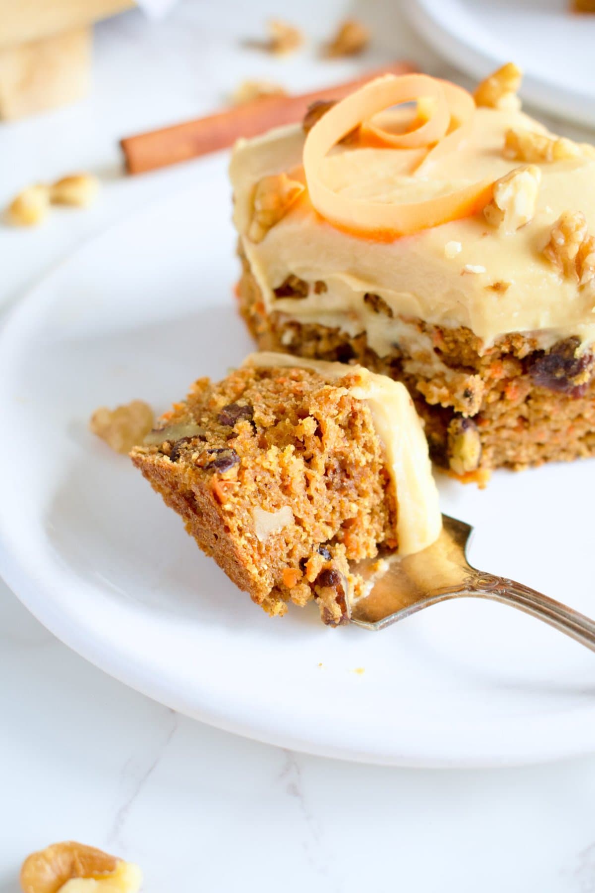 gluten free carrot cake with dairy free frosting