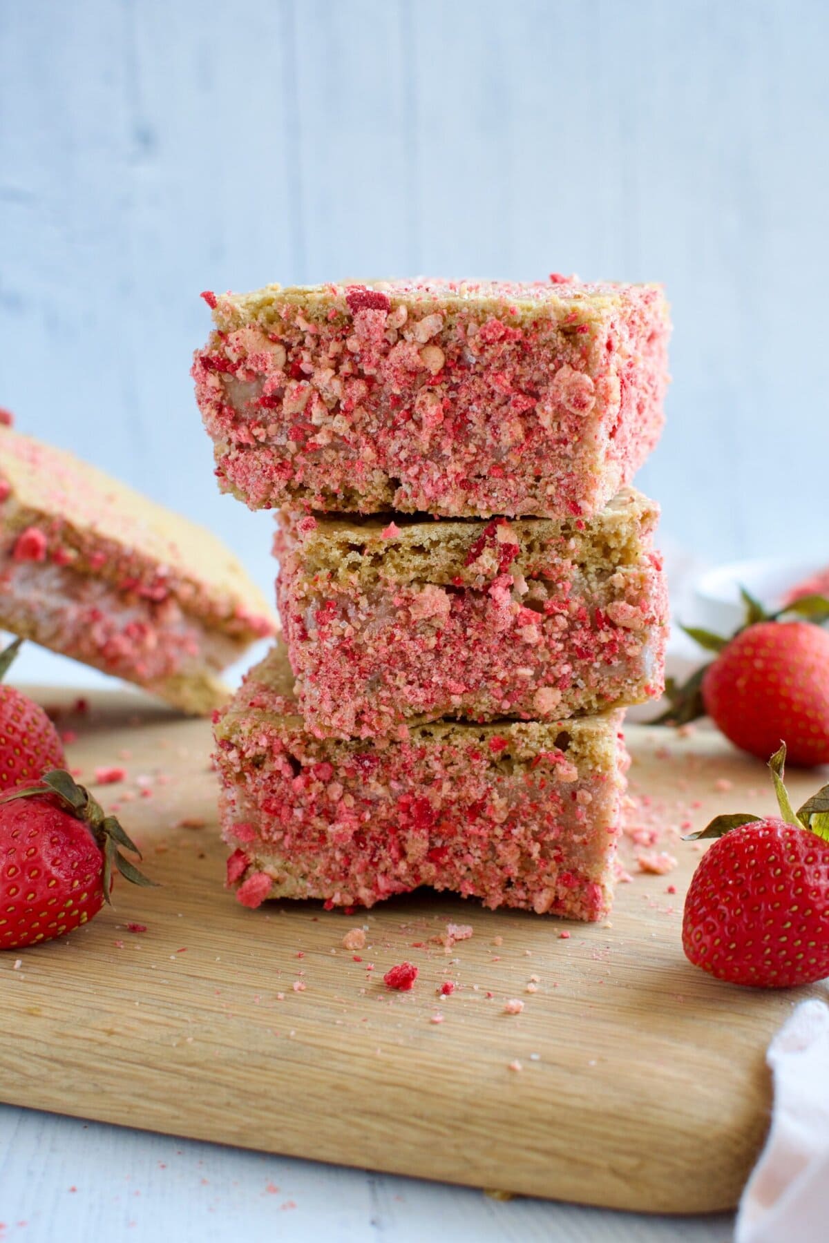 gluten free strawberry shortcake ice cream sandwiches