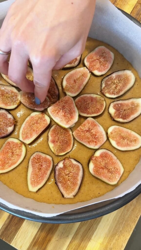 how to make fresh fig cake