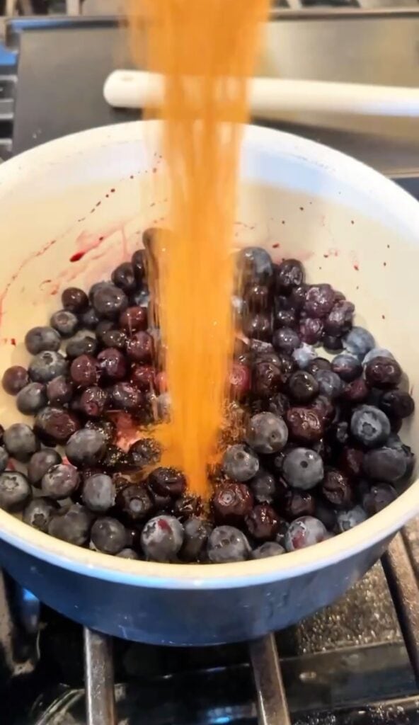 how to make homemade blueberry compote