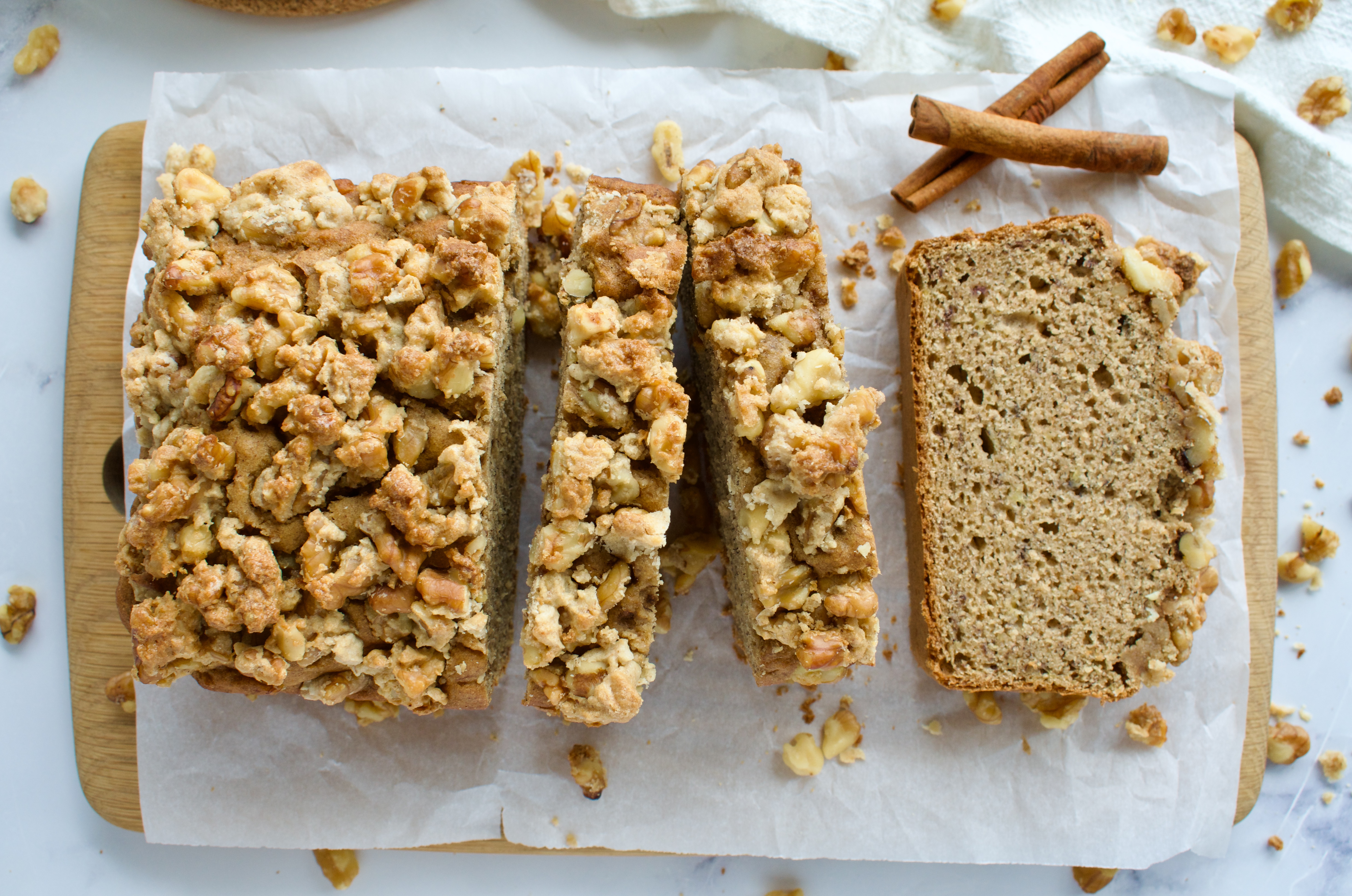 gluten free walnut crumble banana bread