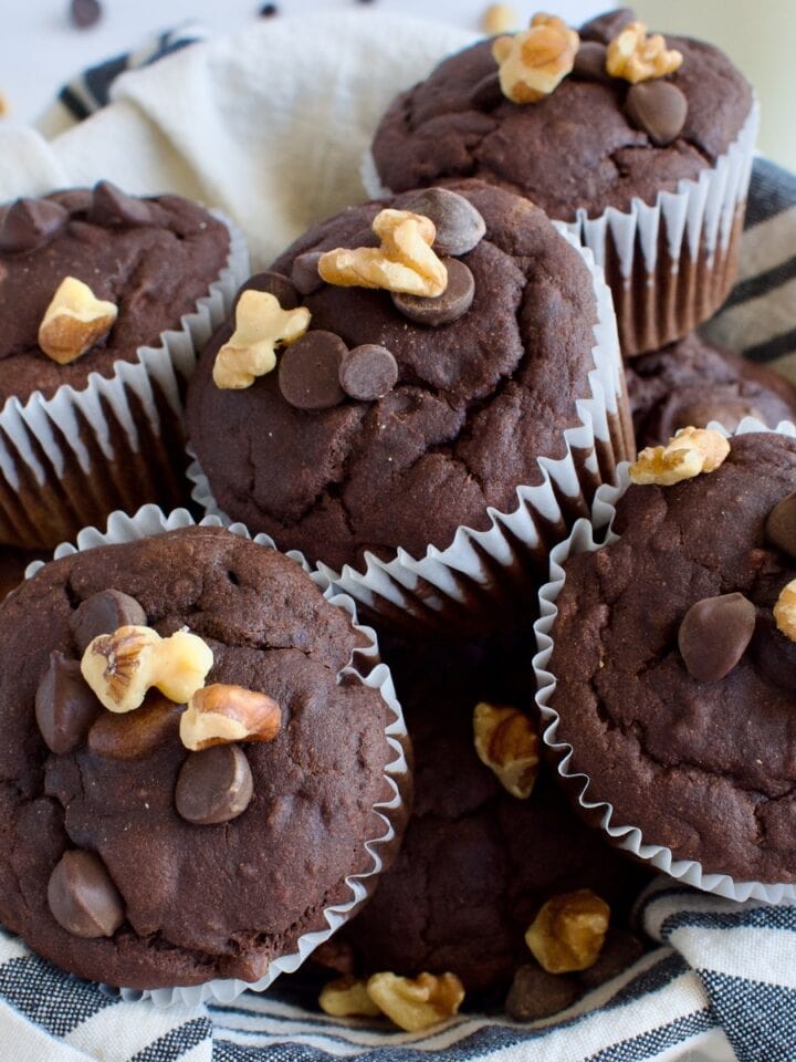 gluten free walnut and chocolate banana muffins