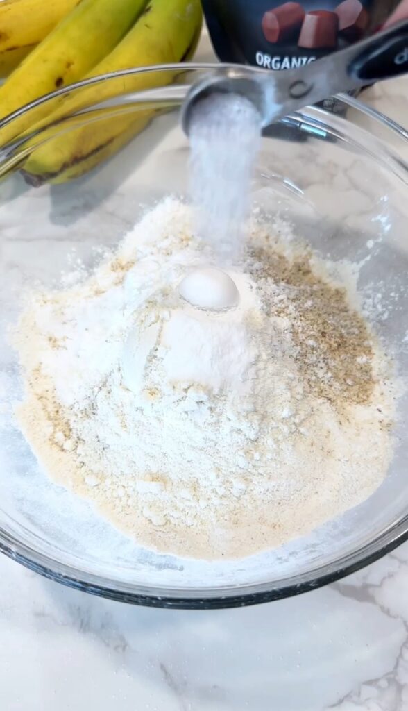 how to make banana bread bars