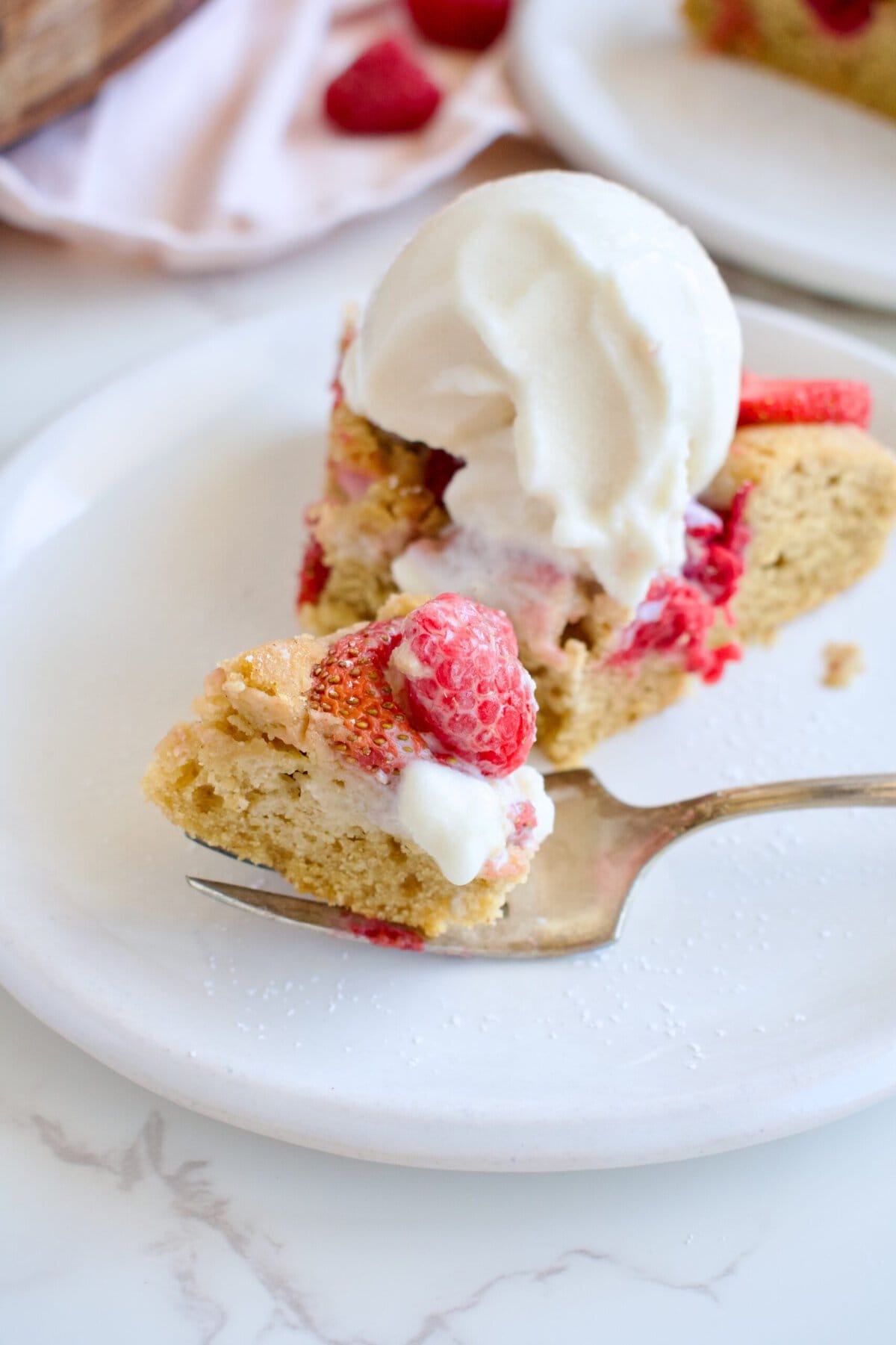 gluten free berry cake