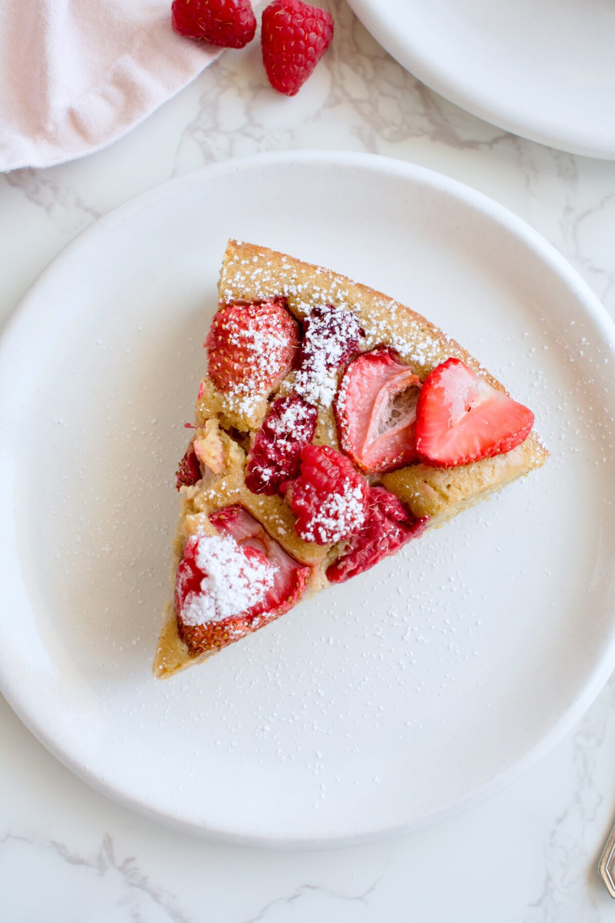 strawberry snacking cake