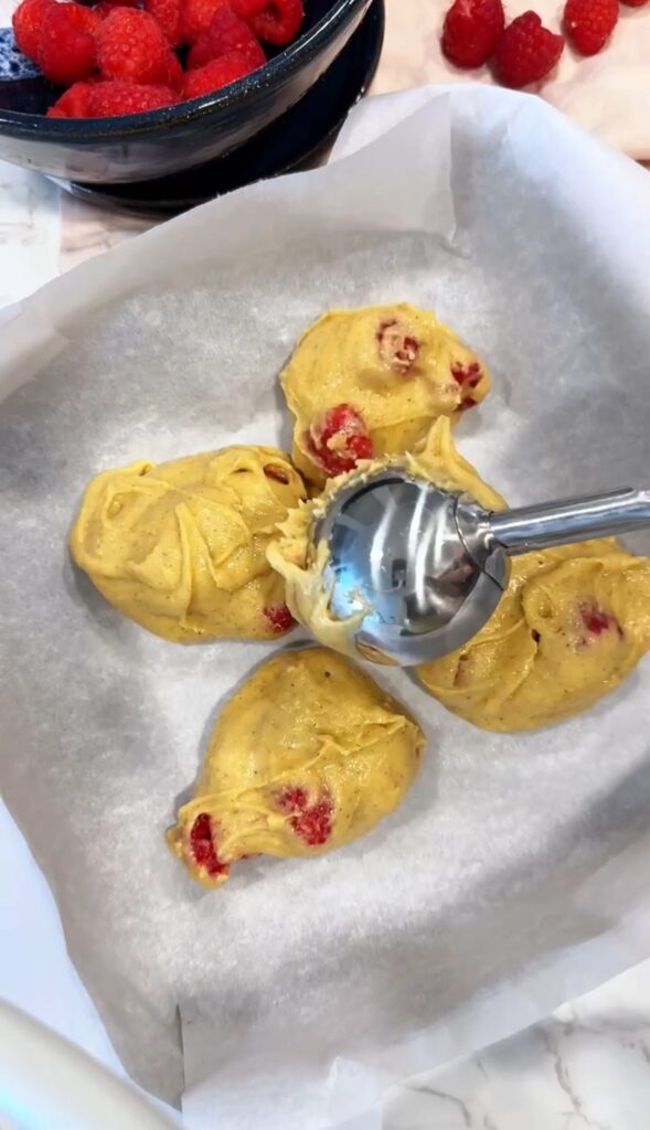 how to make gluten free raspberry blondies