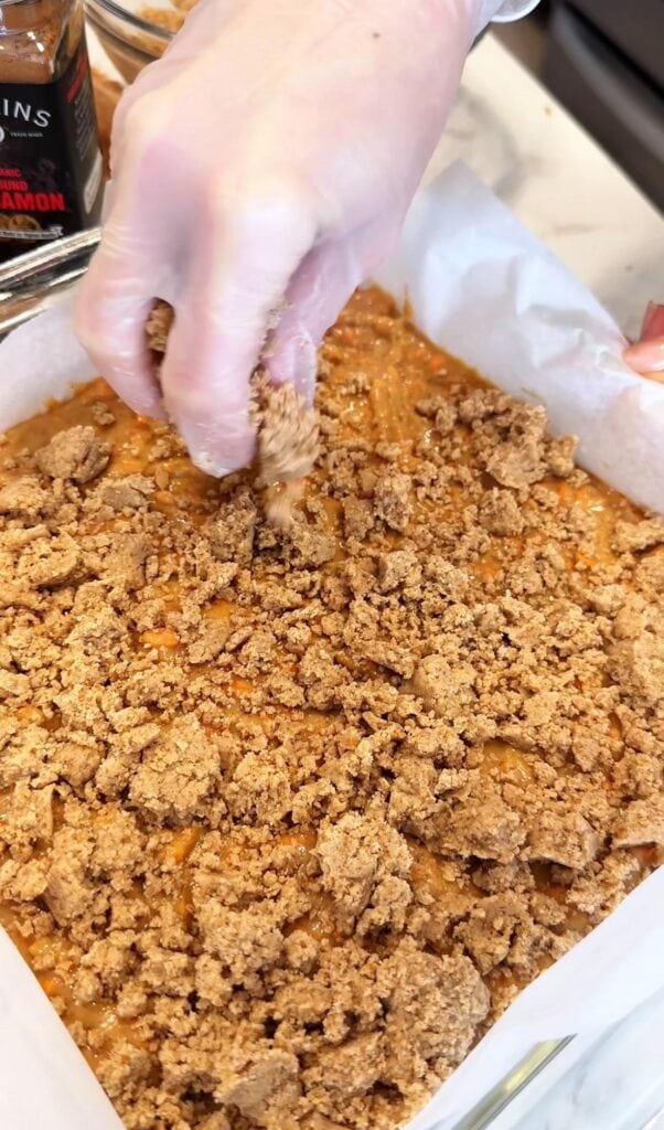 how to make gluten free carrot crumb cake