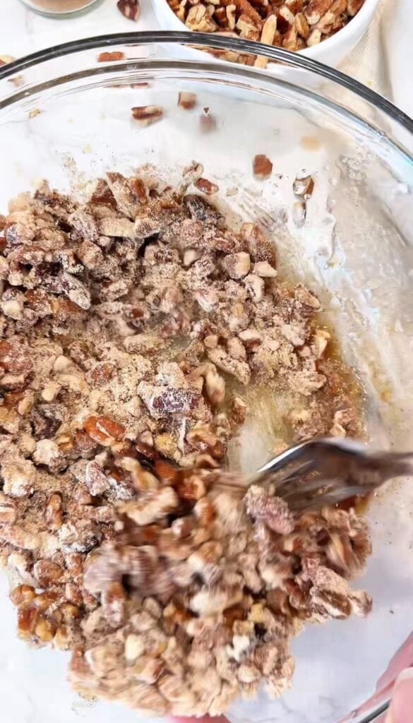 how to make maple pecan crumb