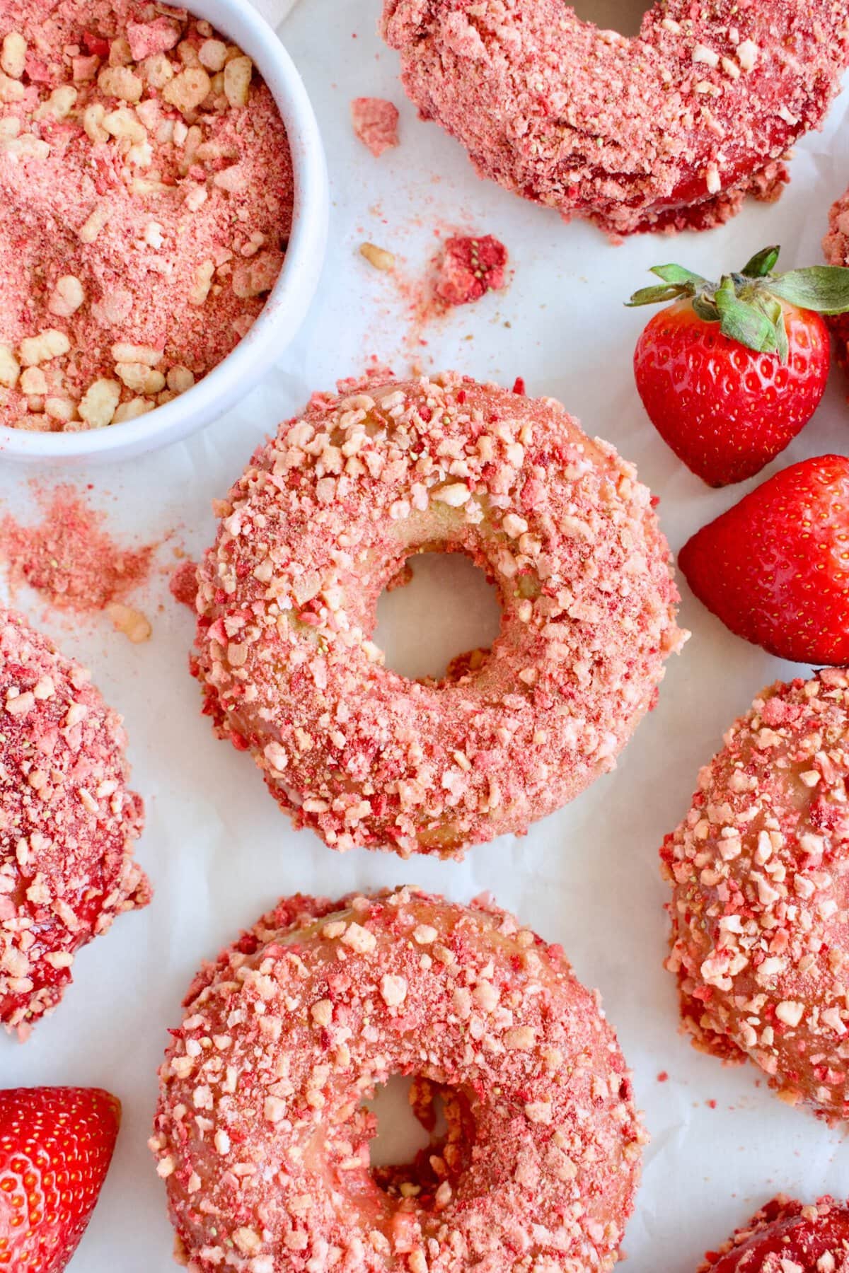 gluten free strawberry crunch donuts