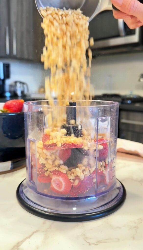how to make strawberry crunch